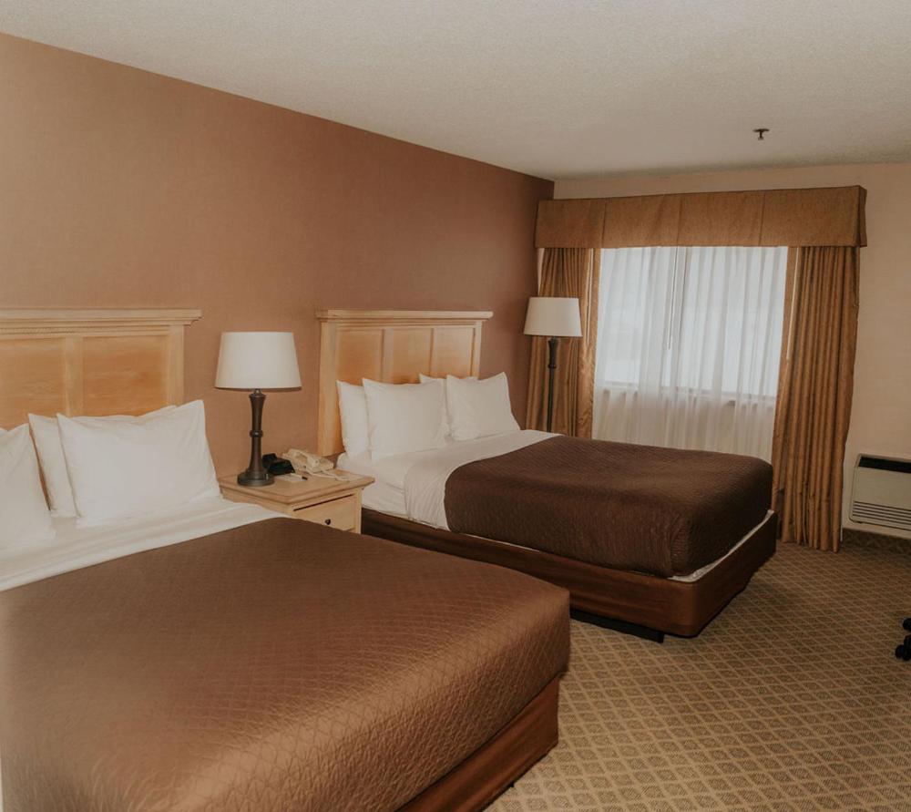 Double Queen - Upstairs interior